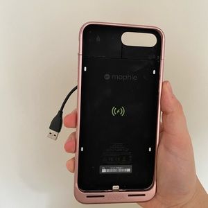 Mophie iPhone charging phone case